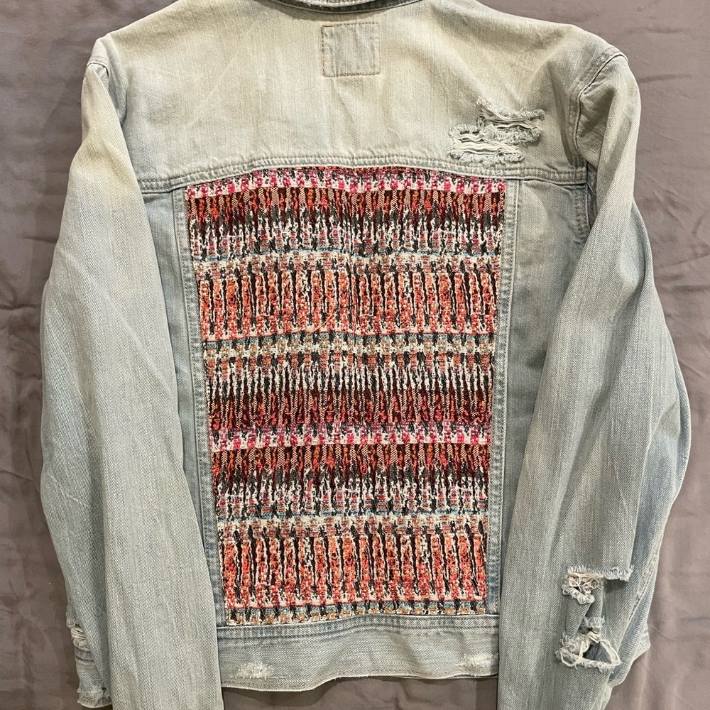 American Eagle Outfitters Light Blue Denim Jacket